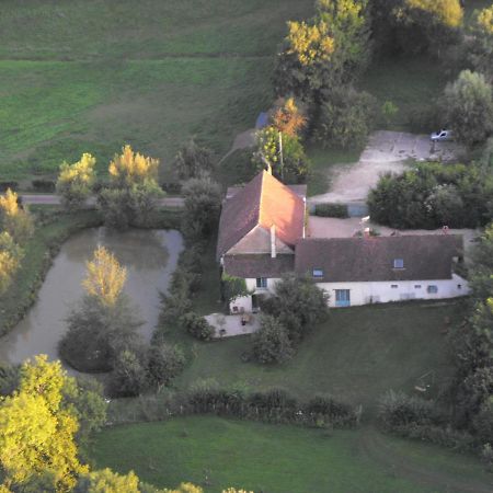 Domaine De Varenne Bed and Breakfast Saint-Amand-en-Puisaye Εξωτερικό φωτογραφία